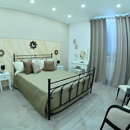 Apartment Egsicilia Near Train Station *