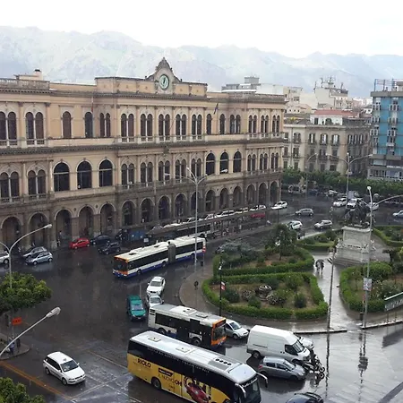 Egsicilia Near Train Station Apartment Palermo
